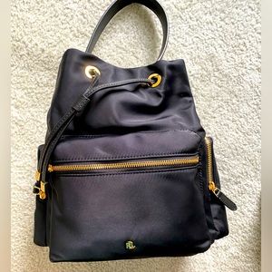 Like new! Nylon Ralph Lauren Lauren black bucket shoulder bag!